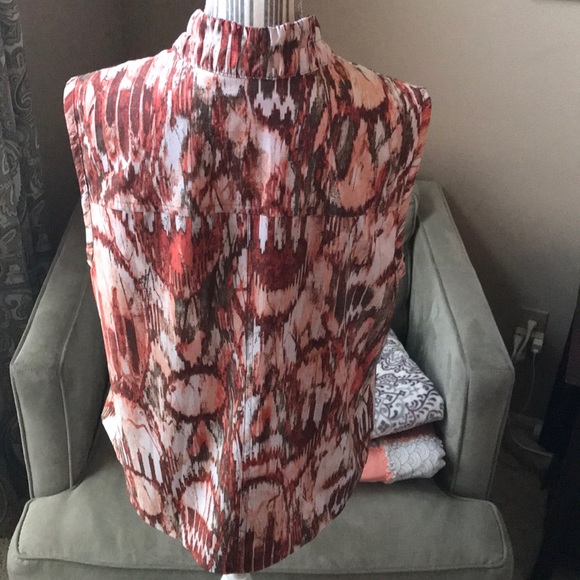 Chico’s lightweight Vest - Picture 5 of 6